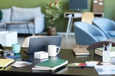 Bureaux meublés ou vides : que choisir quand on monte une TPE ?